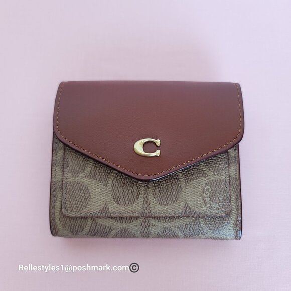COACH Wyn Small Wallet In Colorblocked Signature Canvas & Leather-Tan Rust 🎈$89 - Picture 10 of 16